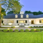 17 Creative Front Yard Landscaping Ideas on a Budget That Look Expensive (2026)